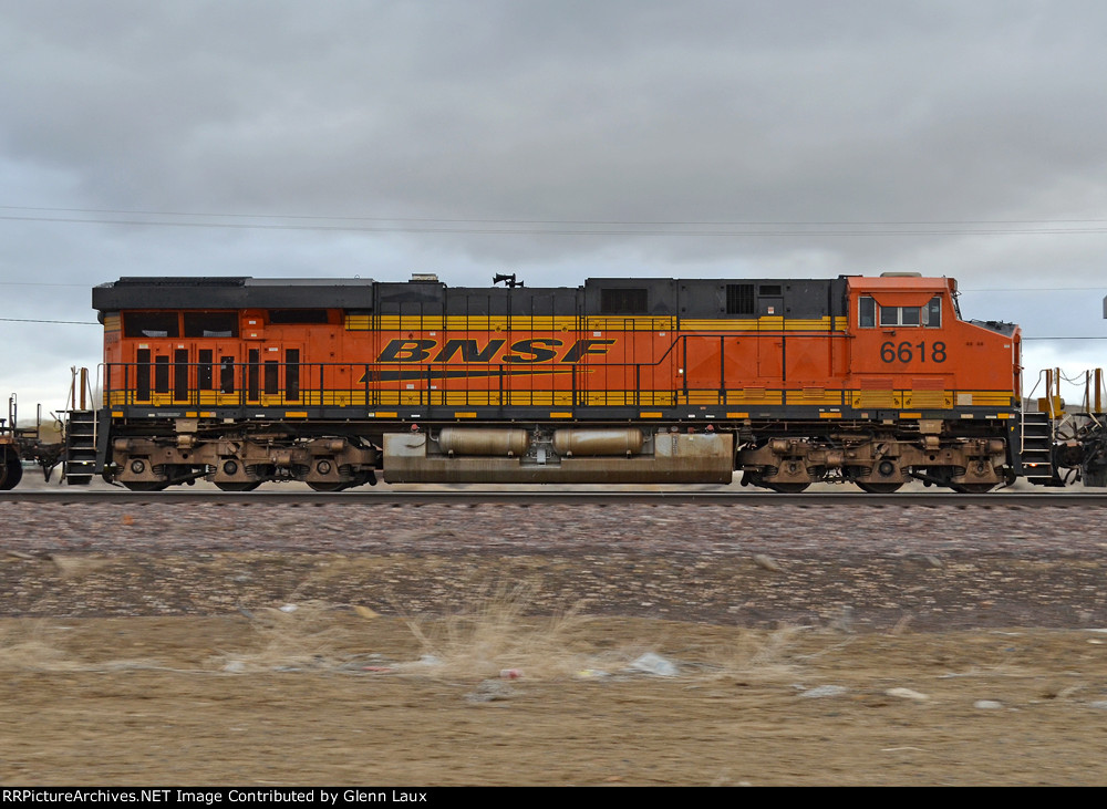 BNSF 6618